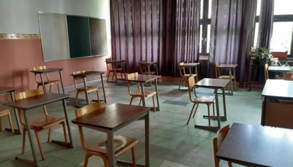 Timovi INZ-a u posjeti školama u ZDK