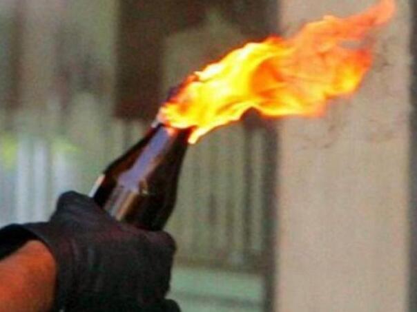 Tinejdžeri molotovljevim koktelima planirali napasti crkvu u Grčkoj