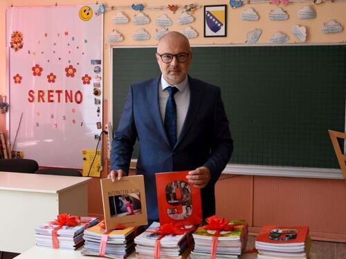 TK: Distribucija besplatnih udžbenika za učenike osnovnih škola