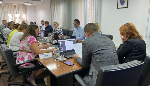 TK: Jednokratna pomoć za penzionere uz augustovsku penziju