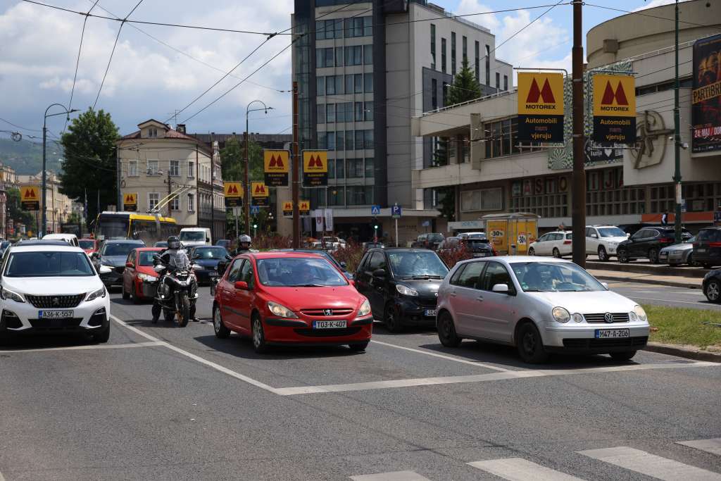 Tokom dana očekuje se pojačan promet vozila