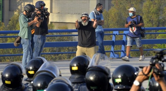 Tokom demonstracija u Bejrutu povrijeđeno 25 vojnika