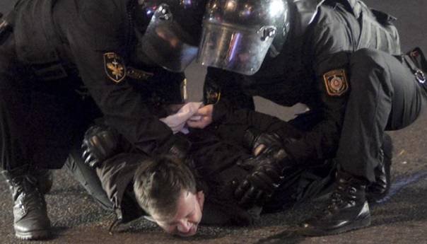 Tokom demonstracija u Bjelorusiji uhapšeno oko 500 osoba