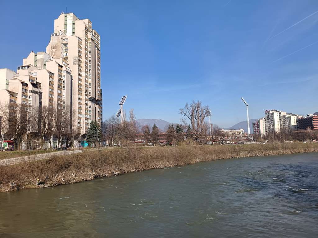 Tokom jutarnjih sati zagađenja zraka registrovana u urbanim, industrijskim i kotlinskim područjima