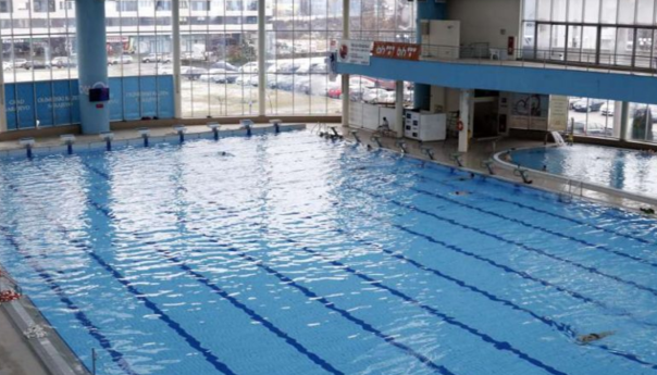 Tokom mjeseca augusta besplatan ulaz osnovcima na bazenu Otoka