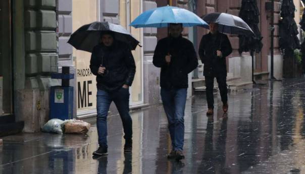 Tokom naredna četiri dana umjereno oblačno vrijeme s kišom