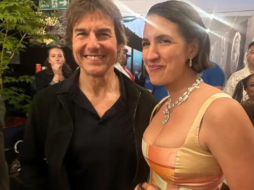 Tom Cruise sve više vremena provodi s 36 godina mlađom pjevačicom