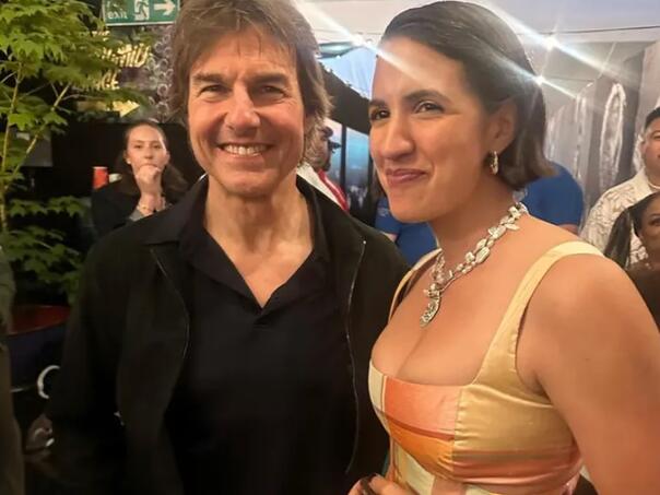 Tom Cruise sve više vremena provodi s 36 godina mlađom pjevačicom