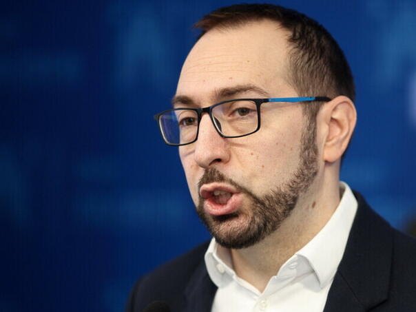 Tomašević: Opet se javlja Nobilo, valjda sad ima vremena jer ne zastupa Dodika