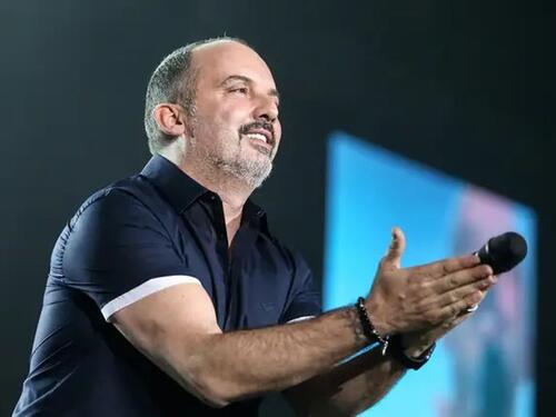 Tony Cetinski otkazuje koncert u Srbiji? Objavom zbunio publiku