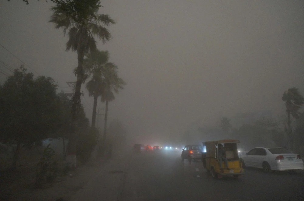 Toplotni talas i nevrijeme pogodili Pakistan: Rekordne temperature i smrtonosne oluje