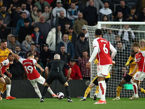 Topnici i dalje sanjaju: Trossard potopio Wolvese i ostavio Arsenal u igri