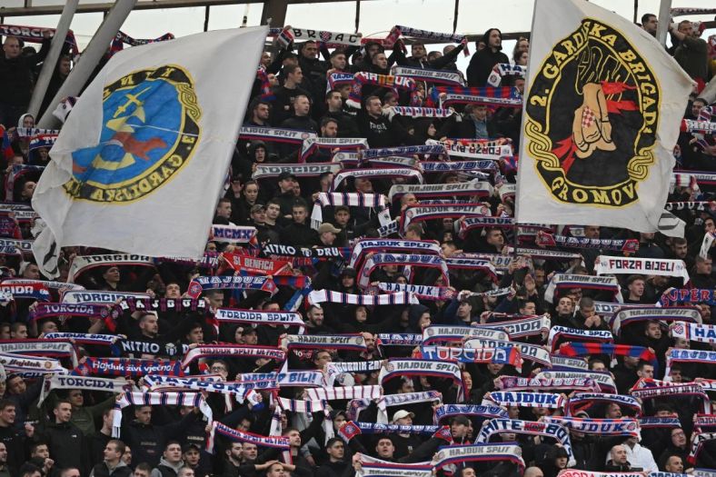 Torcida na današnjoj utakmici brutalno prozivala Delije