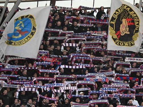 Torcida na današnjoj utakmici brutalno prozivala Delije