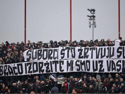 Torcida podigla poruku za uhapšene u Tuzli