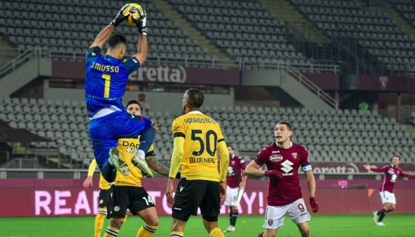 Torino izgubio u ludoj utakmici protiv Udinesea