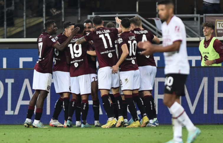 Torino zaustavio Milan, Napoli odmiče na čelu Serije A