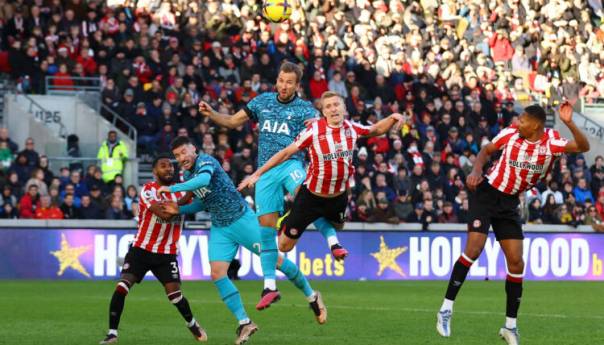 Tottenham od 0:2 do boda, Kane praznični rekorder PL