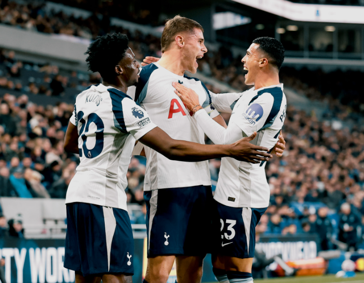 Tottenham slavio 3:0 nad Evertonom