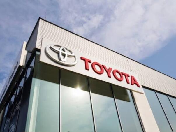 Toyota zabilježila značajan pad prihoda, problemi s proizvodnjom u SAD-u i Japanu