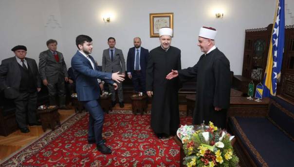 Tradicionalno bajramsko čestitanje kod reisa Kavazovića