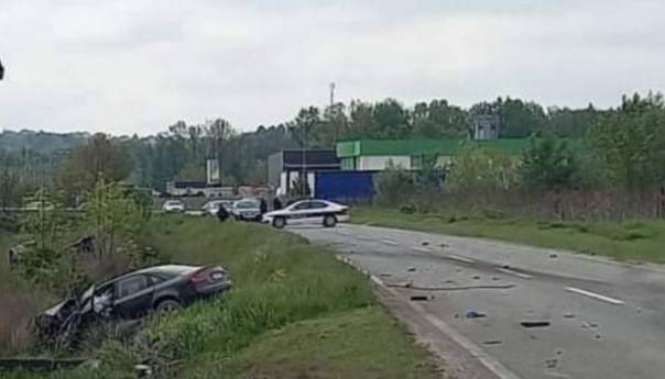 Tragedija kod Gradačca: Saobraćajna nesreća odnijela dva života