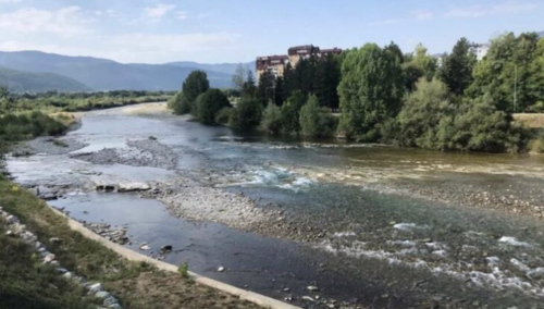 Tragedija u Beranama: Maloljetna djevojčica utopila se u rijeci Lim