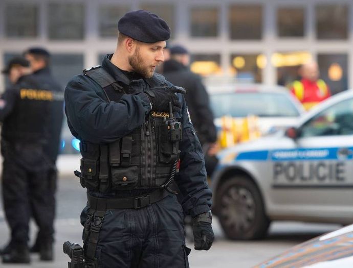 Tragedija u Češkoj: U snijegu pronašli mrtvu bebu