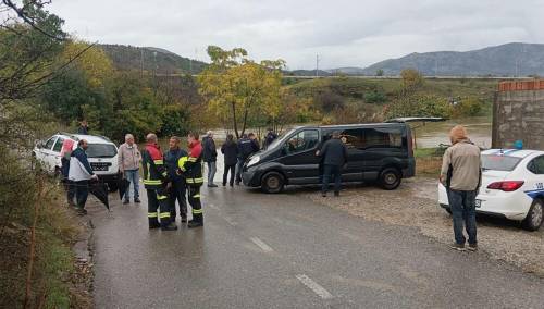 Tragedija u CG: Majka i dva sina poginuli u stravičnoj nesreći