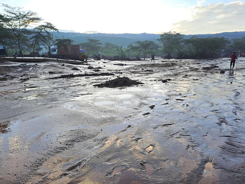 Tragedija u Keniji: Najmanje 35 mrtvih nakon pucanja brane