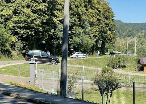 Tragedija u Loparama: U sudaru dva automobila poginula jedna osoba