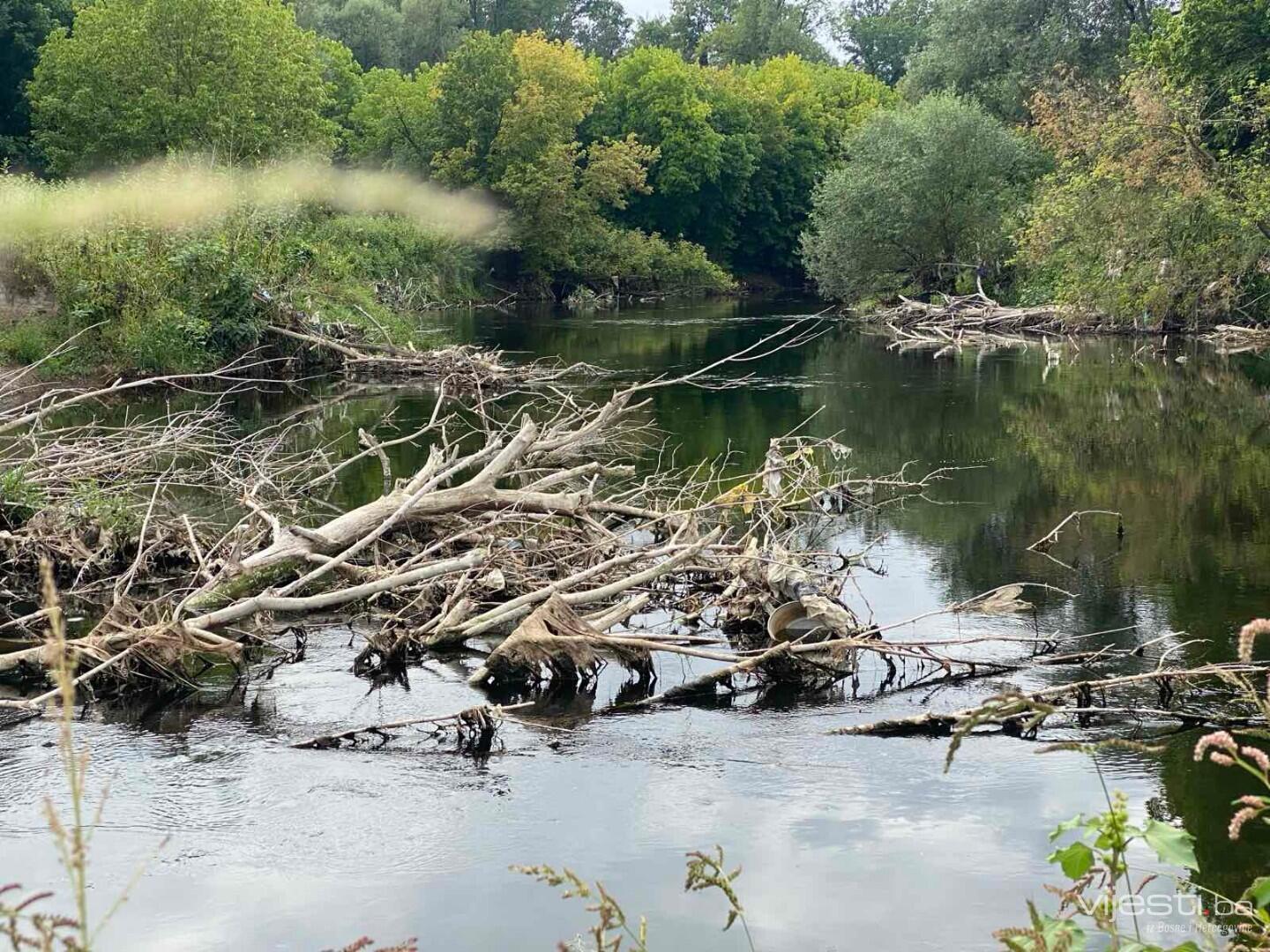 Tragedija u Lukavcu: U Spreči pronađeno tijelo ženske osobe