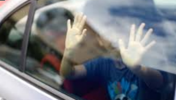 Tragedija u SAD: Petogodišnji dječak umro u užarenom autu ispred osnovne škole