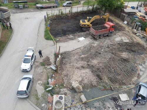 Tragedija u Zavidovićima: Teretno vozilo pregazilo ženu na gradilištu