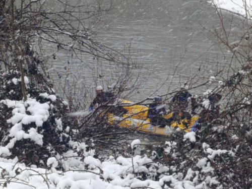 Traje potraga: Pješak sinoć pao u rijeku Stupčanicu u Olovu