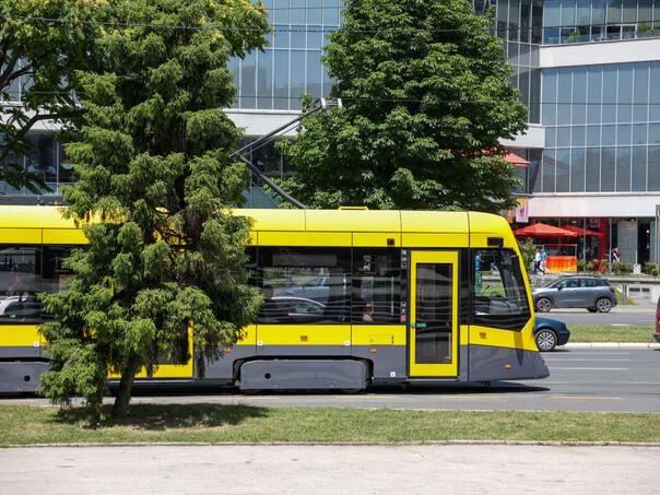 Tramvajski saobraćaj bi danas iza 12 sati trebao biti uspostavljen cijelom dužinom trase