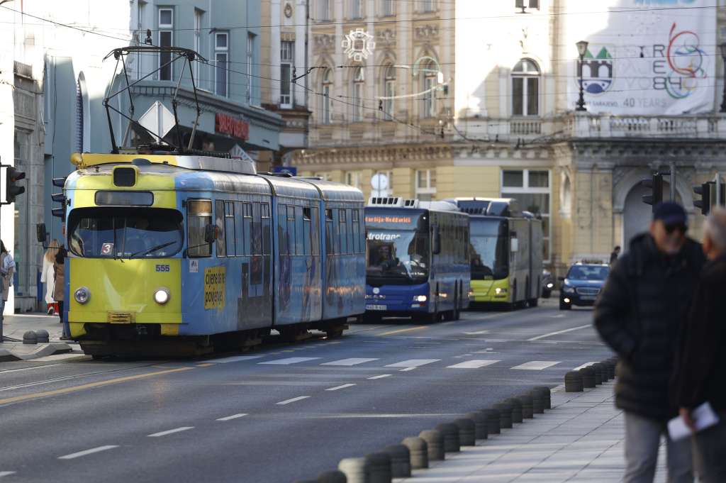 Tramvajski saobraćaj kratko obustavljen zbog saobraćajne nesreće