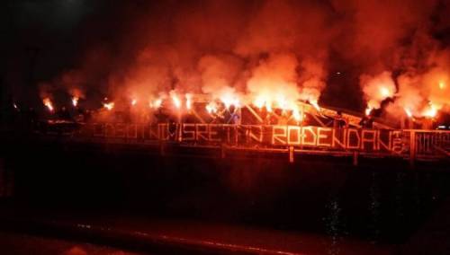 Transparent na Čobaniji bio čestitka navijaču, a ne neustavnom danu RS