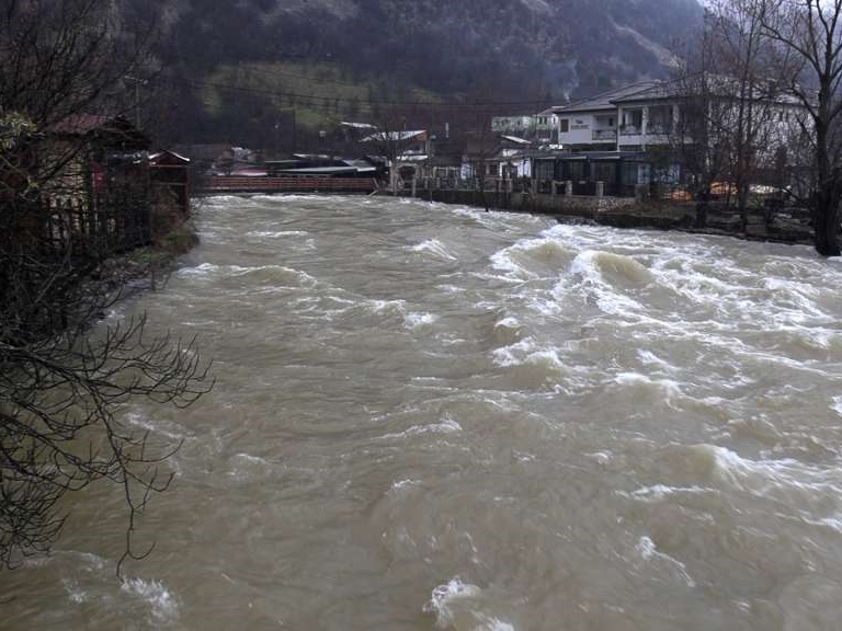 Trebižat u redovnoj odbrani od poplava, Neretva u opadanju