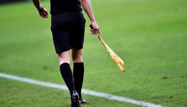 Trener fizički nasrnuo na sudiju na utakmici pionira