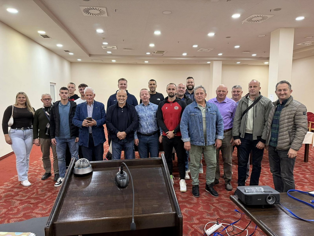 Trener Hamza Alić dobio povjerenje da drugi mandat i u ulozi predsjednika vodi Atletski klub Zenicu