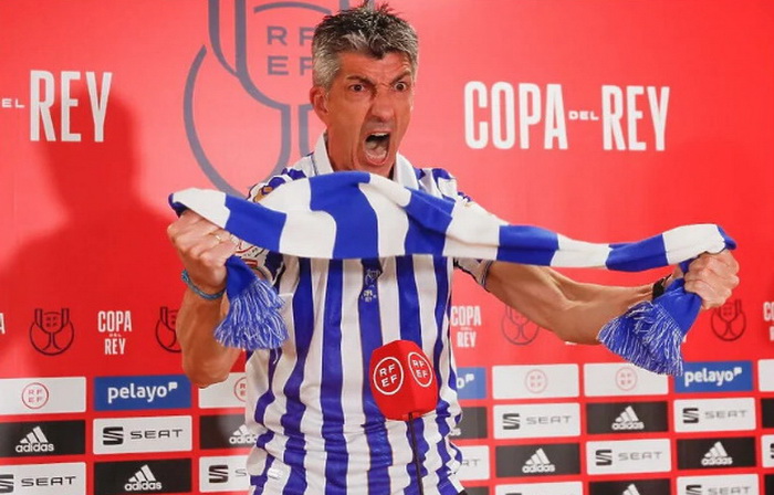 Trener Sociedada na konferenciji zapjevao navijačku pjesmu