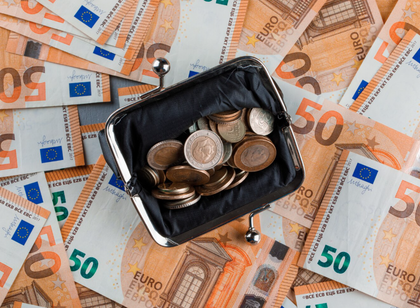 Trgovinski bilans eurozone prešao u deficit