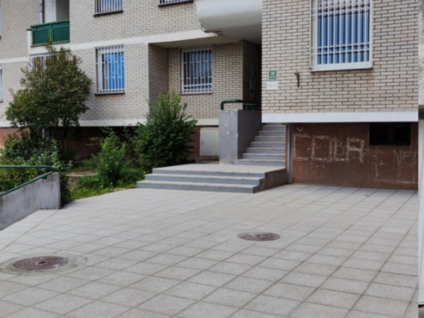 Tri automobila izgorjela u sarajevskom naselju Breka, istraga u toku