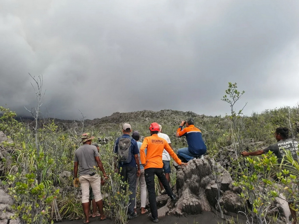 Tri osobe poginule nakon erupcije vulkana na indonezijskom otoku