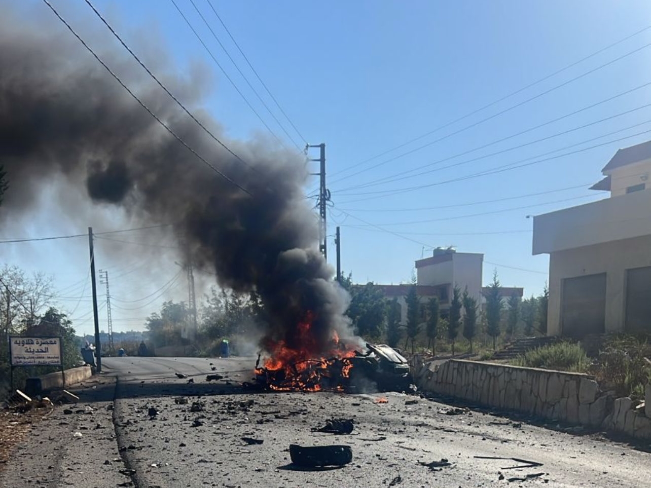 Tri osobe poginule u izraelskim napadima na jug i istok Libana