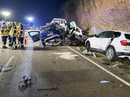 Tri osobe poginule u sudaru više vozila kod Nirnberga