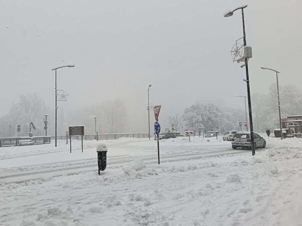 Tri osobe povrijeđene u nesreći kod Begovog Hana