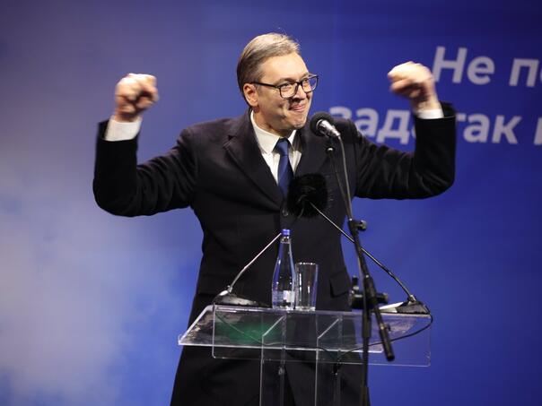 Tri su scenarija za smjenu autoritarnog režima Vučića