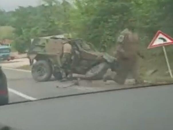 Nakon nesreće: Tri vojnika EUFOR-a zbrinuta u UKC Tuzla